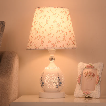 Living Room Study Personality Creative Romantic Dimming Lamp