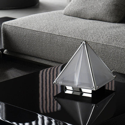 Modern Minimalist Creative Art Decorative Table Lamp