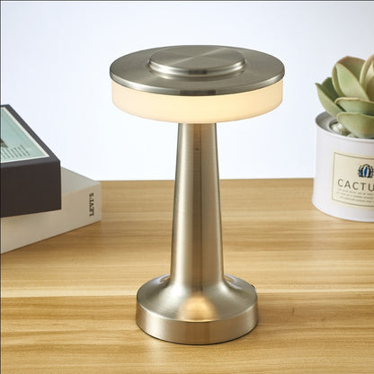 Nordic Retro Metal Decorative Desk Lamp, Bedside, High-end Bar Atmosphere Lamp, Internet Famous Night Light