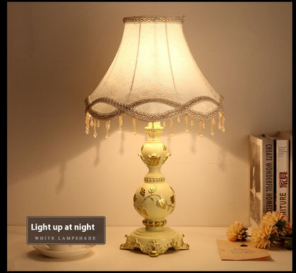 European-style Romantic Warm Light Bedroom Table Lamp