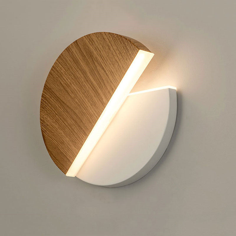 Rotating round LED wall light