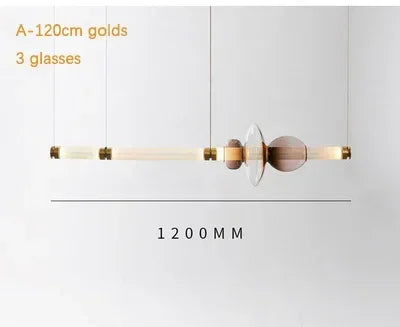 Lámpara colgante de cristal minimalista con detalles de latón