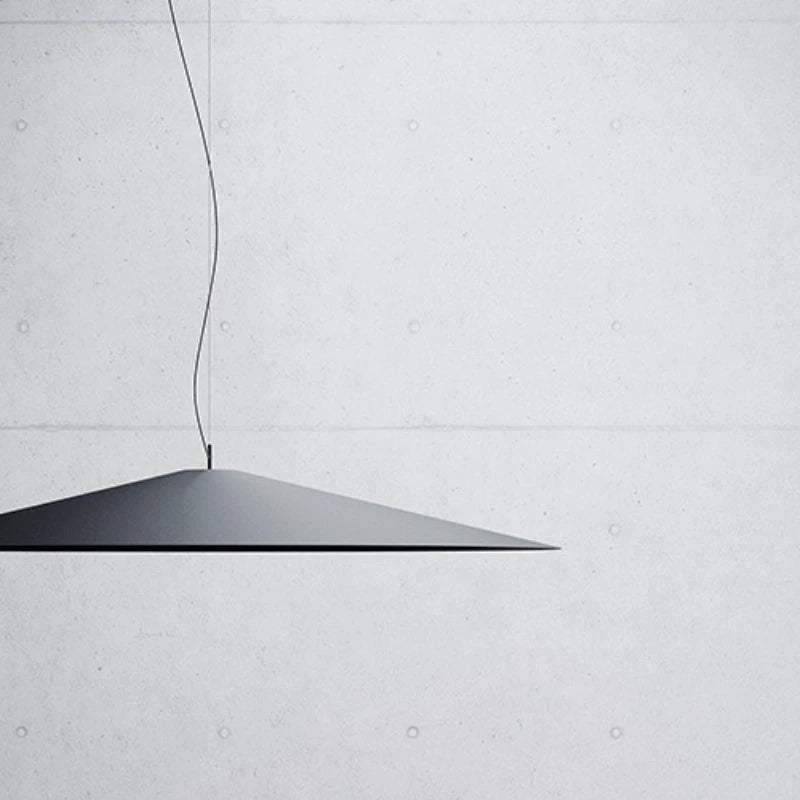 Minimalist Iron Pendant Light - Nordic Flying Saucer Design