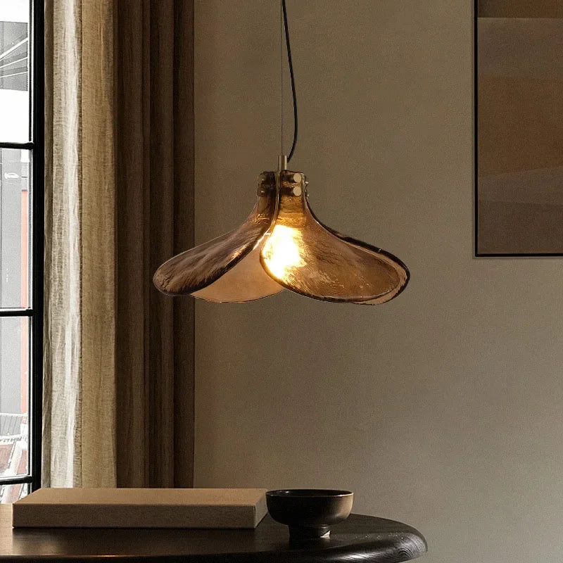 Lámpara colgante retro de cristal con diseño floral y acabado en cobre