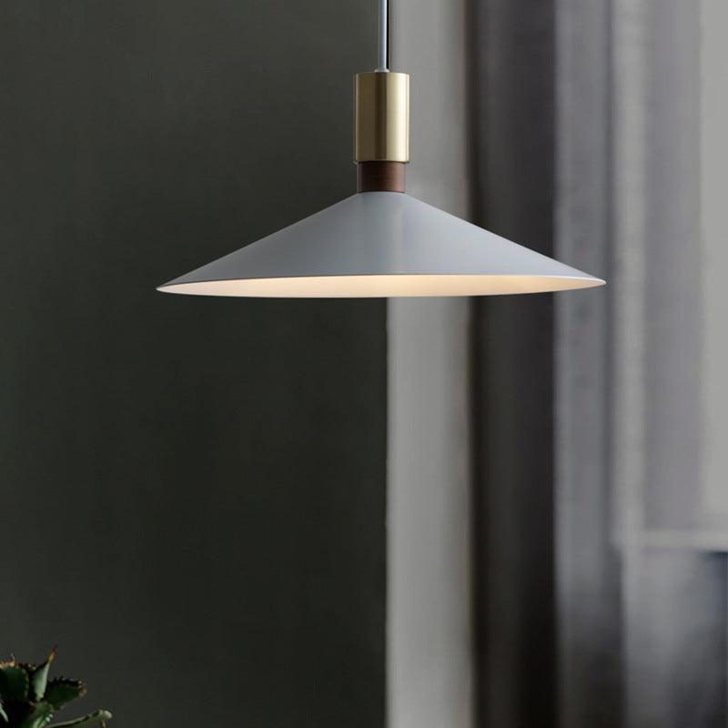 Lámpara colgante de comedor LED de hierro moderno