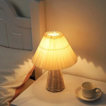 Night Light Pleated Table Lamp Decoration Retro Bedroom Bedside Lamp High-grade Atmosphere