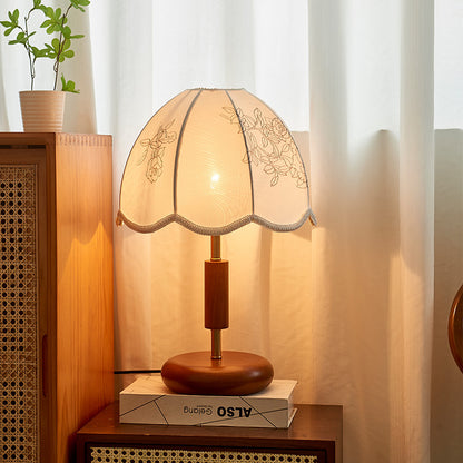 French Retro Fabric Oak Solid Wood Fabric Table Lamp Bedroom Ambience Light